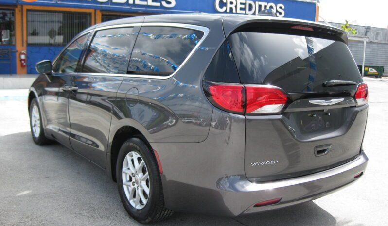 Chrysler Voyager - Thumbnail 8