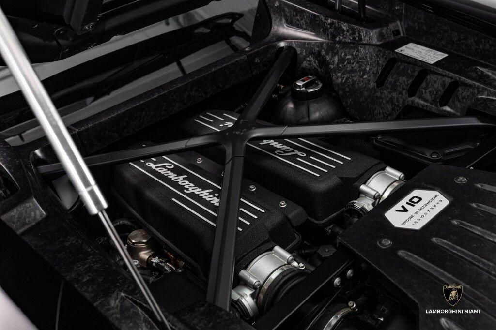 Lamborghini Huracan - Thumbnail 14