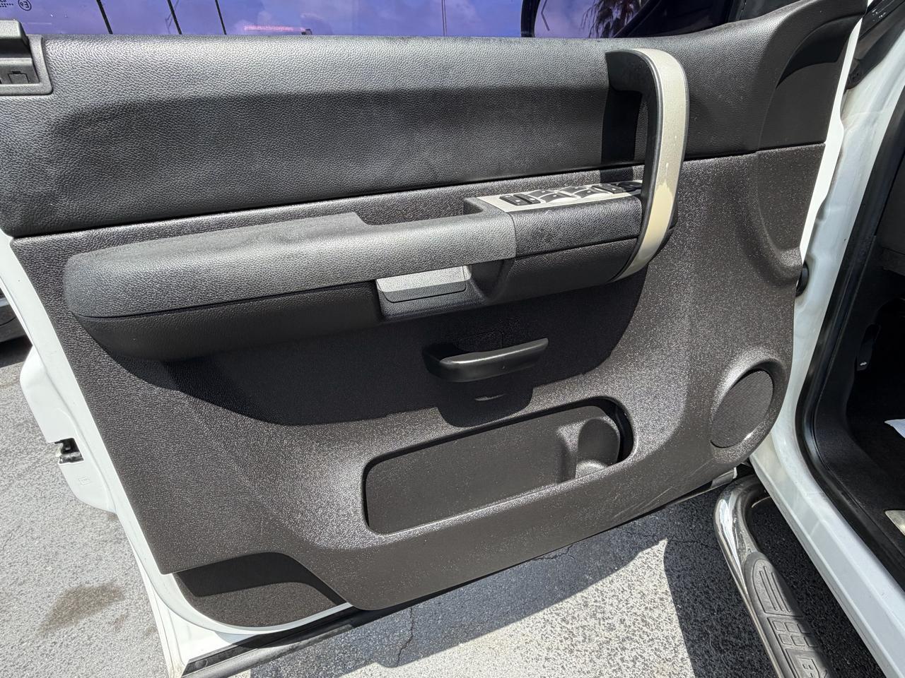 Chevrolet Silverado 1500 1Lt Crew Cab 2Wd - Thumbnail 14