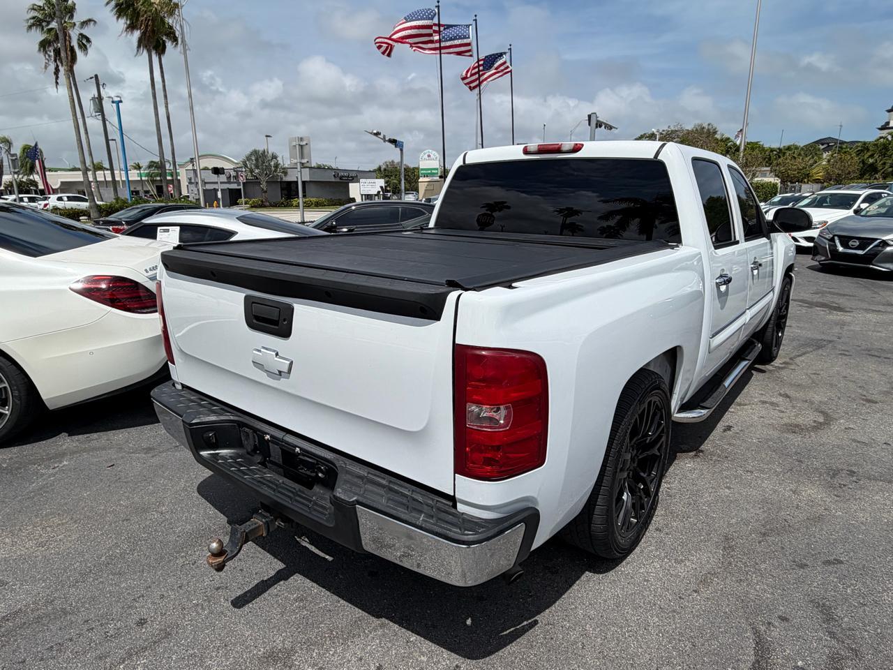 Chevrolet Silverado 1500 1Lt Crew Cab 2Wd - Thumbnail 4