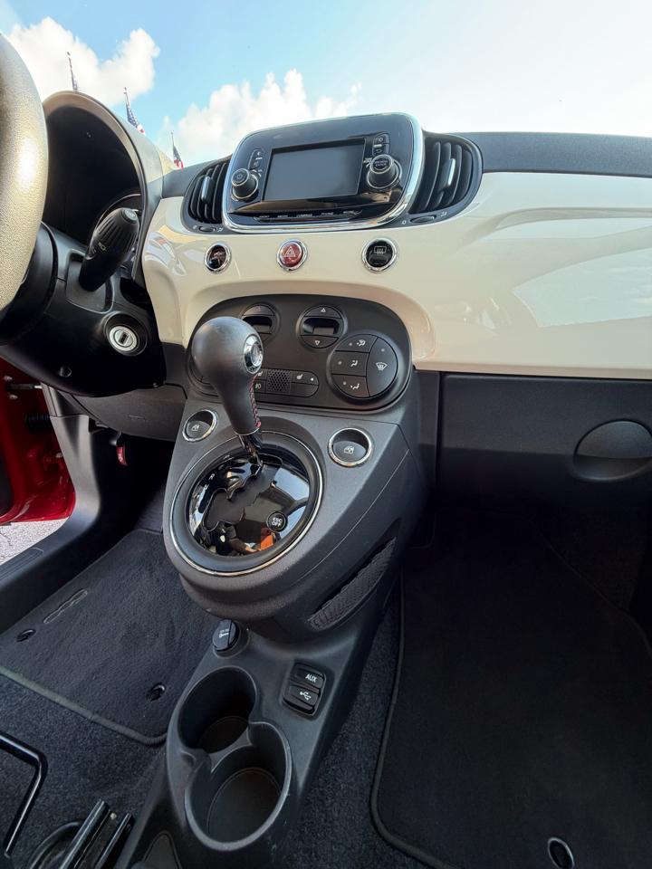 Fiat 500 Lounge Hatchback - Thumbnail 20