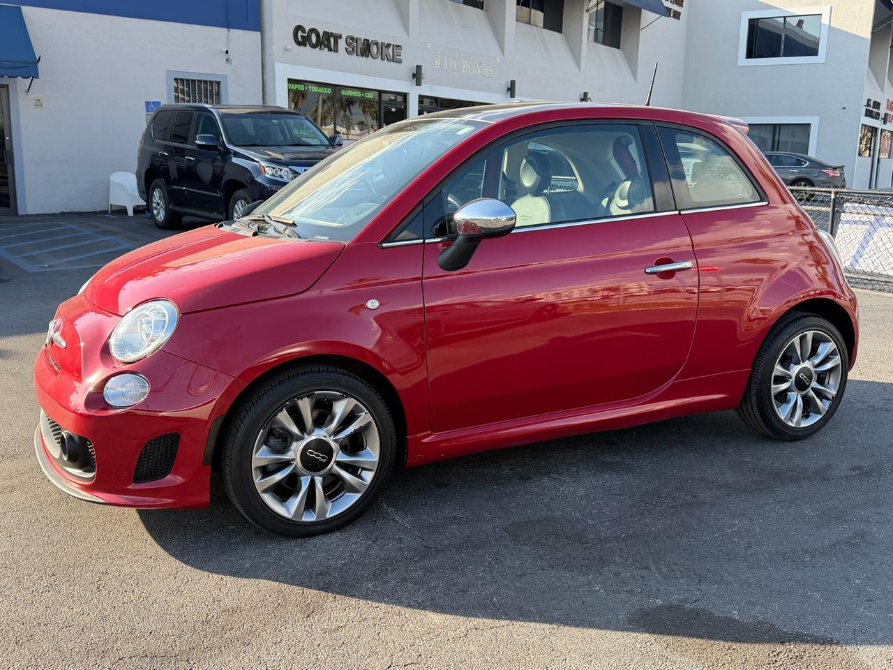 Fiat 500 Lounge Hatchback - Thumbnail 9