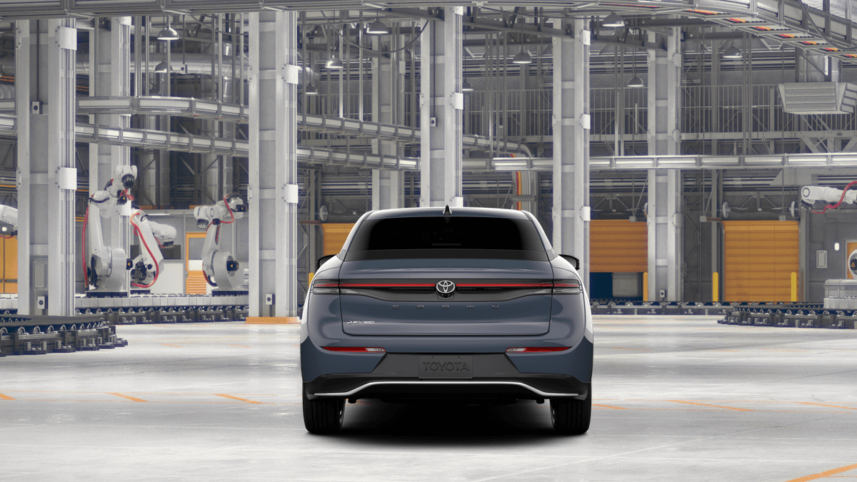 Toyota Crown Xle Awd - Thumbnail 8