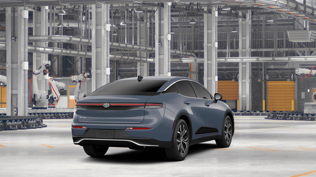 Toyota Crown Xle Awd - Thumbnail 9