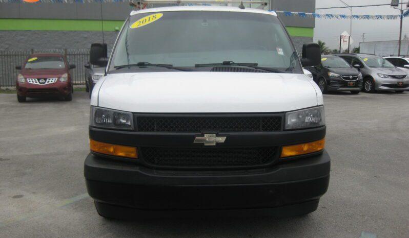 Chevrolet Express 2500 - Thumbnail 3