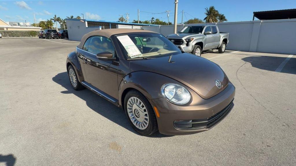 Volkswagen Beetle 1.8T Fwd - Thumbnail 3