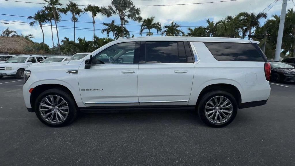Gmc Yukon Xl Denali 4Wd - Thumbnail 6