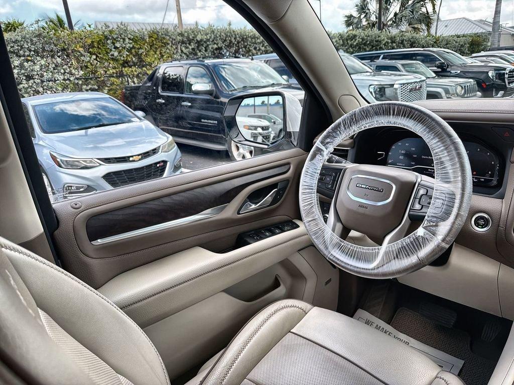 Gmc Yukon Xl Denali 4Wd - Thumbnail 16