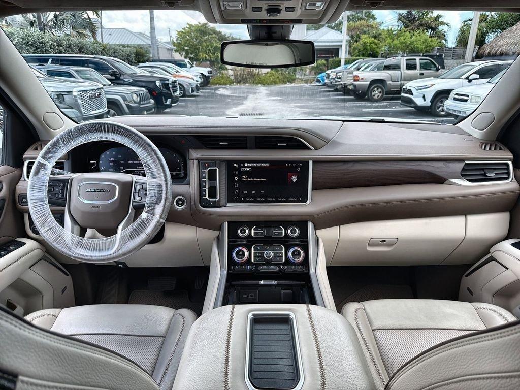 Gmc Yukon Xl Denali 4Wd - Thumbnail 11
