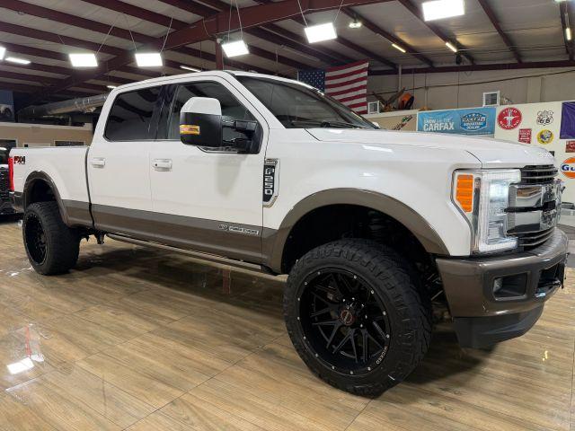 FORD F250 SUPER DUTY CREW CAB - Thumbnail 3