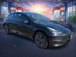 Tesla Model 3 - Thumbnail 9