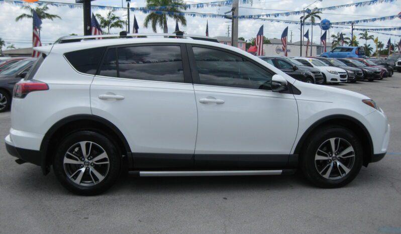 Toyota Rav4 - Thumbnail 5