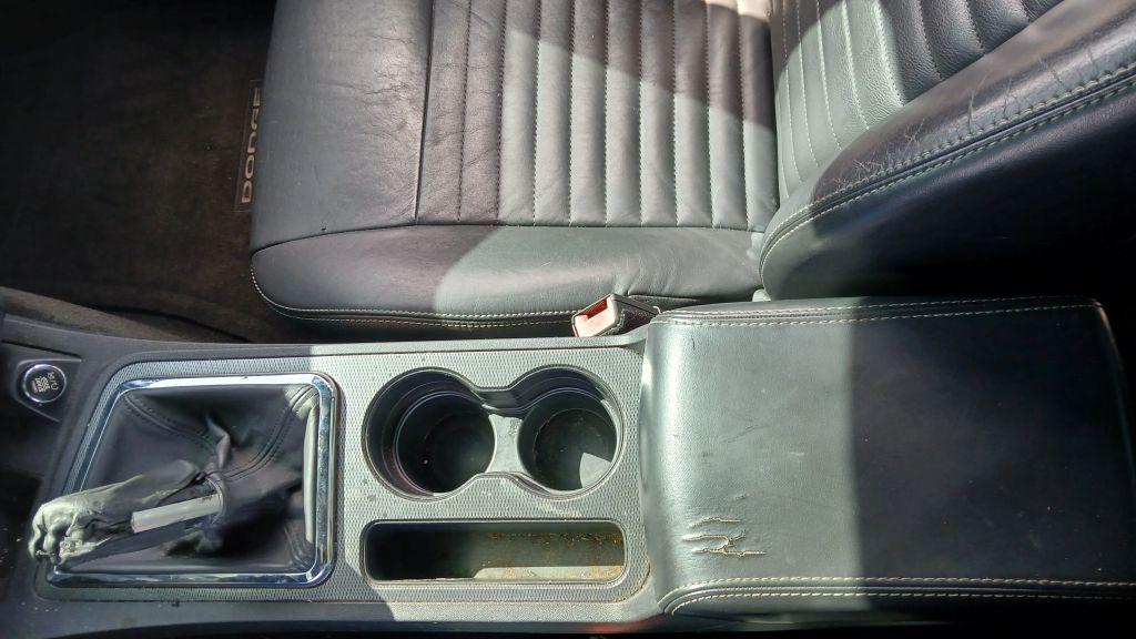 Dodge Challenger - Thumbnail 3