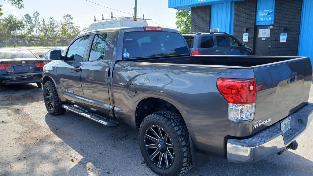 Toyota Tundra Double Cab - Thumbnail 8