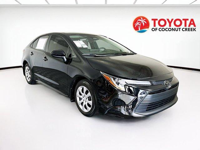 Toyota Corolla Le Fwd 4Dr Car - View 1
