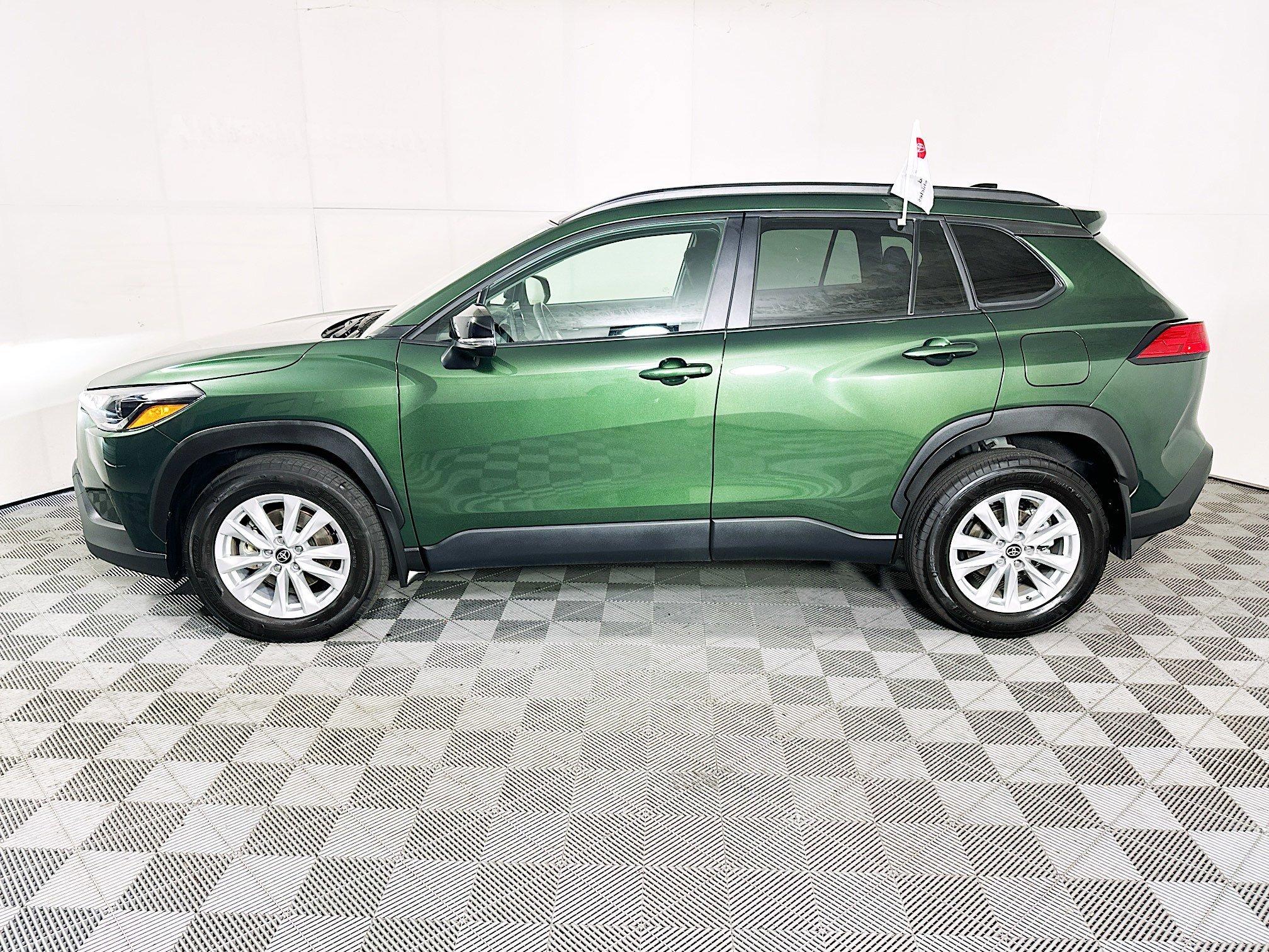 Toyota Corolla Cross Le Fwd Sport Utility - Thumbnail 7