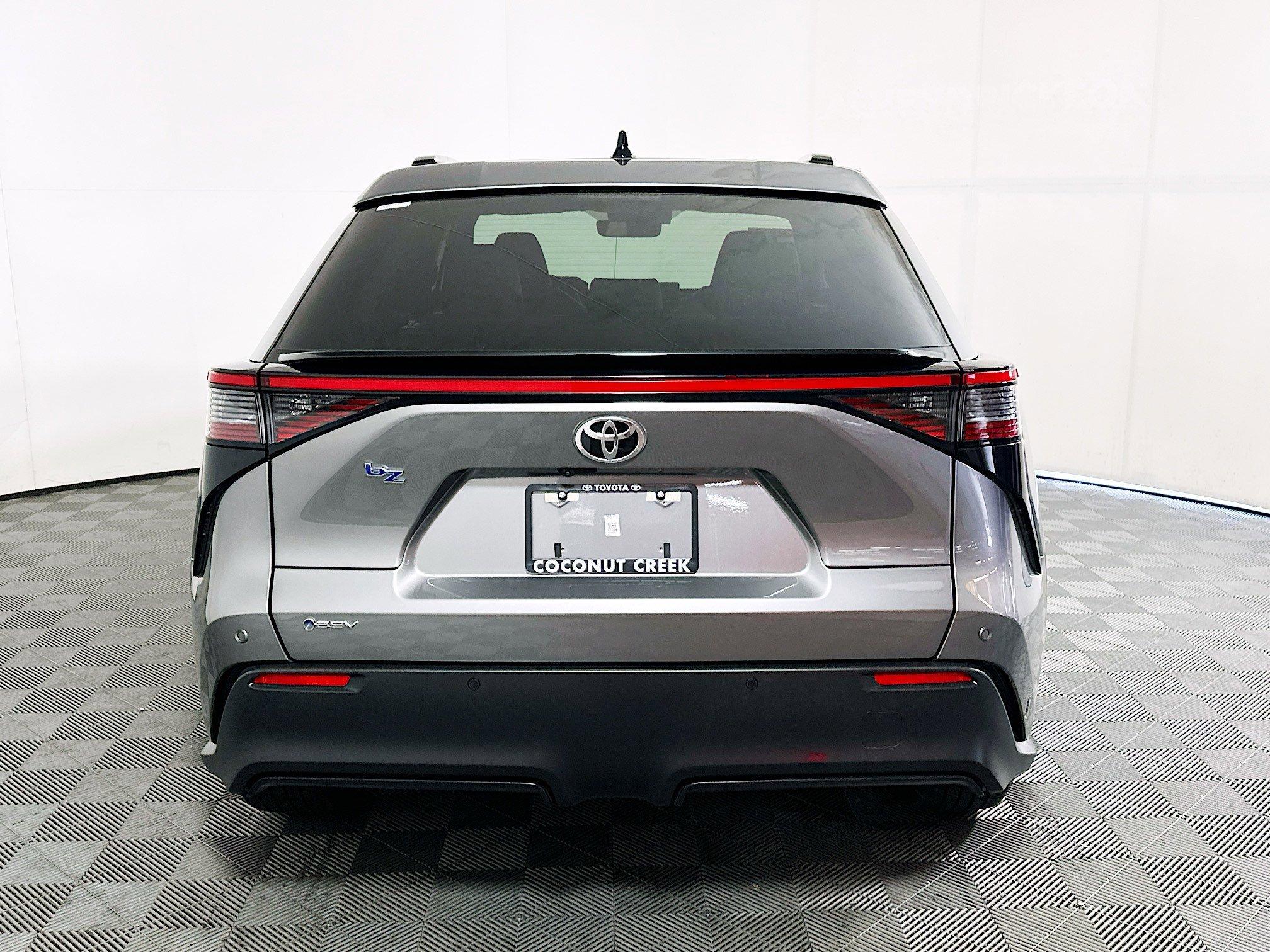 Toyota Bz Xle Fwd Sport Utility - Thumbnail 5