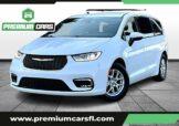 Chrysler Pacifica Touring Van 4D - Thumbnail 3