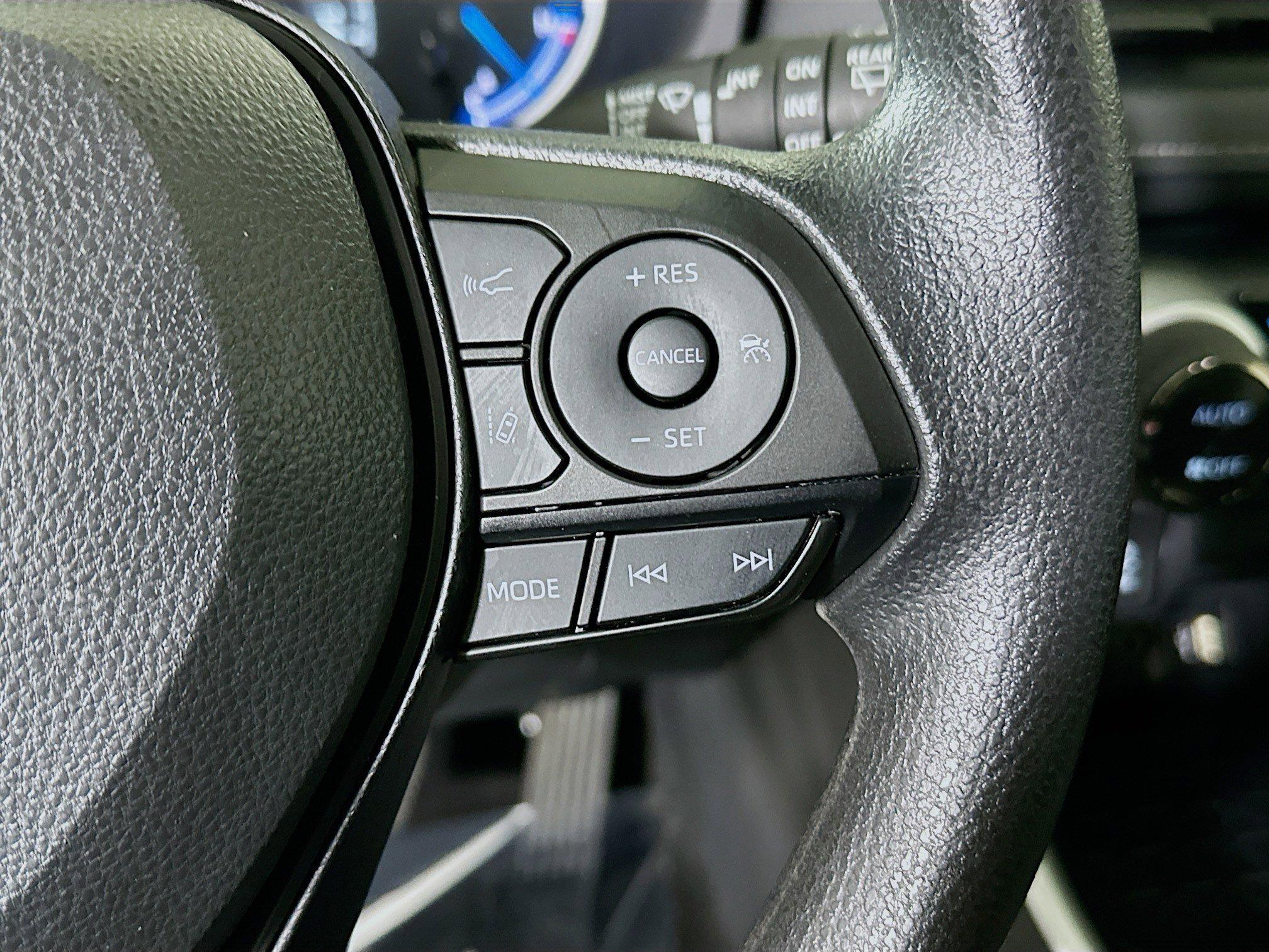 Toyota Rav4 Hybrid Woodland Awd Sport Utility - Thumbnail 18