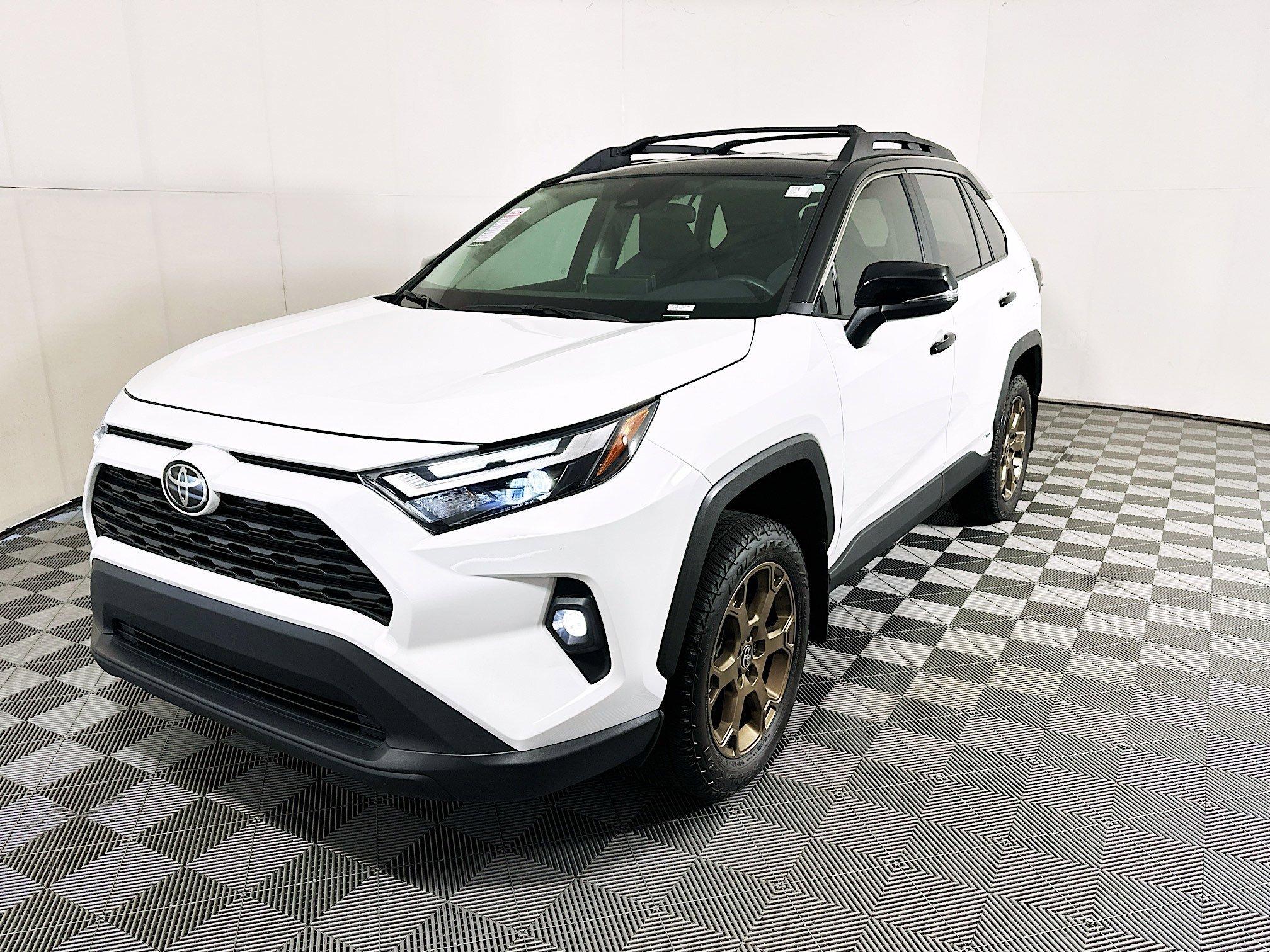 Toyota Rav4 Hybrid Woodland Awd Sport Utility - Thumbnail 8