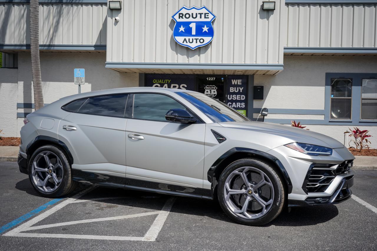 Lamborghini Urus - Thumbnail 5
