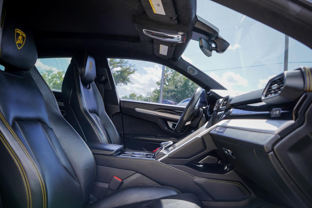 Lamborghini Urus - Thumbnail 11