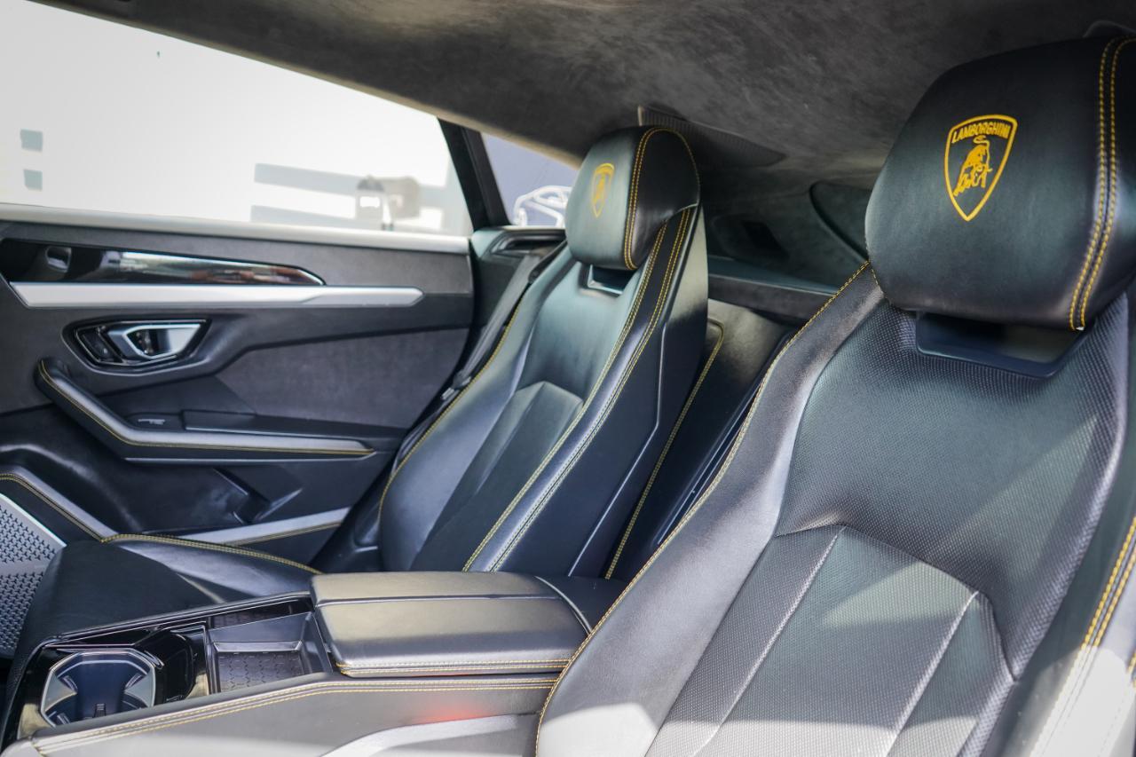 Lamborghini Urus - Thumbnail 13