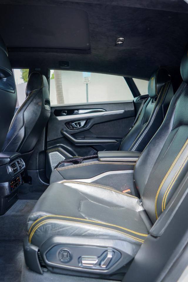 Lamborghini Urus - Thumbnail 20