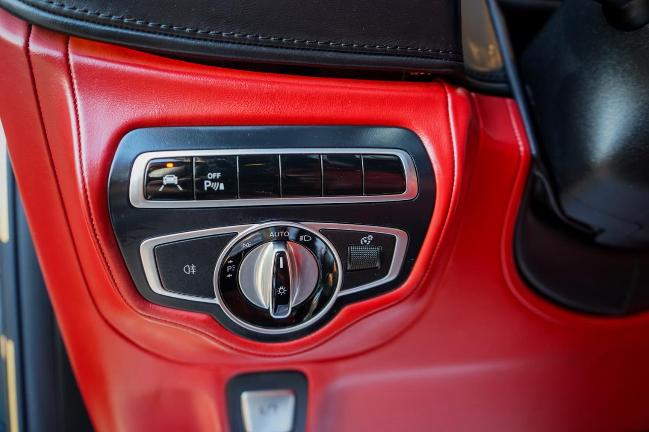 Mercedes-Benz G-Class - Thumbnail 16