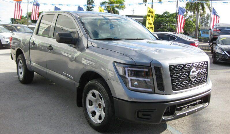 Nissan Titan - Thumbnail 4