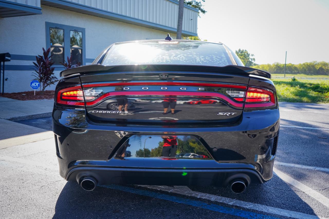 Dodge Charger - Thumbnail 6