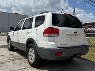 Kia Borrego - Thumbnail 9