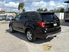 Ford Explorer - Thumbnail 9