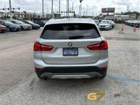 Bmw X1 - Thumbnail 4