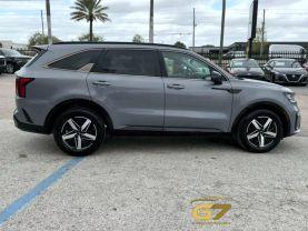 Kia Sorento - Thumbnail 5