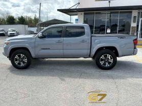 Toyota Tacoma Double Cab - Thumbnail 6