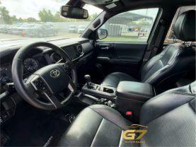 Toyota Tacoma Double Cab - Thumbnail 10