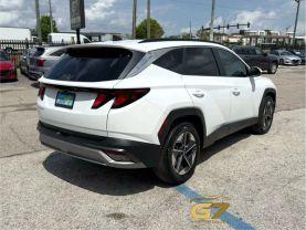 Hyundai Tucson - Thumbnail 8