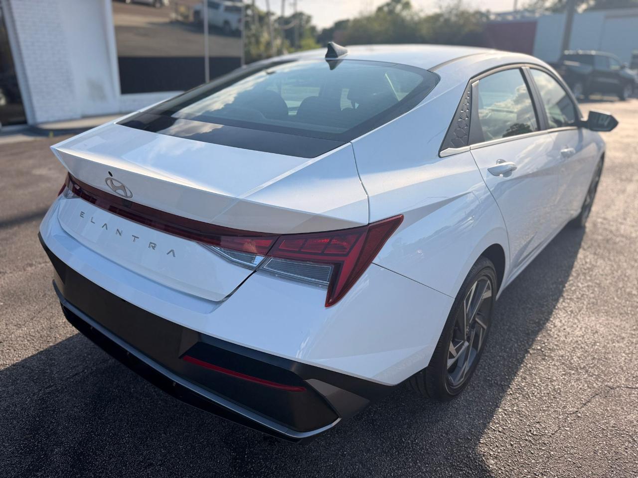 Hyundai Elantrasel Convenience - Thumbnail 8