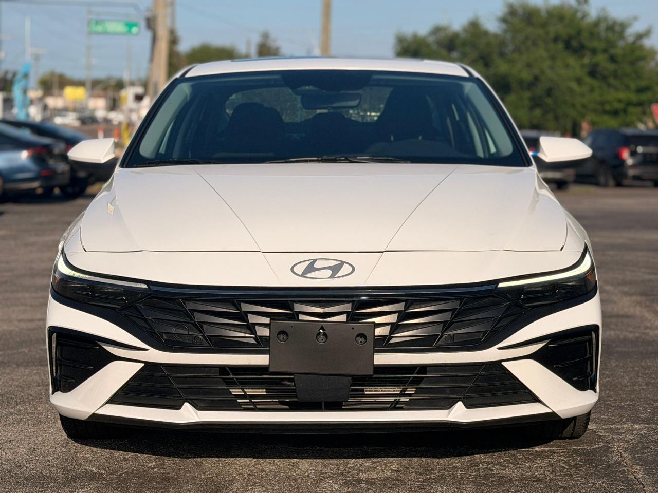 Hyundai Elantrasel Convenience - Thumbnail 3