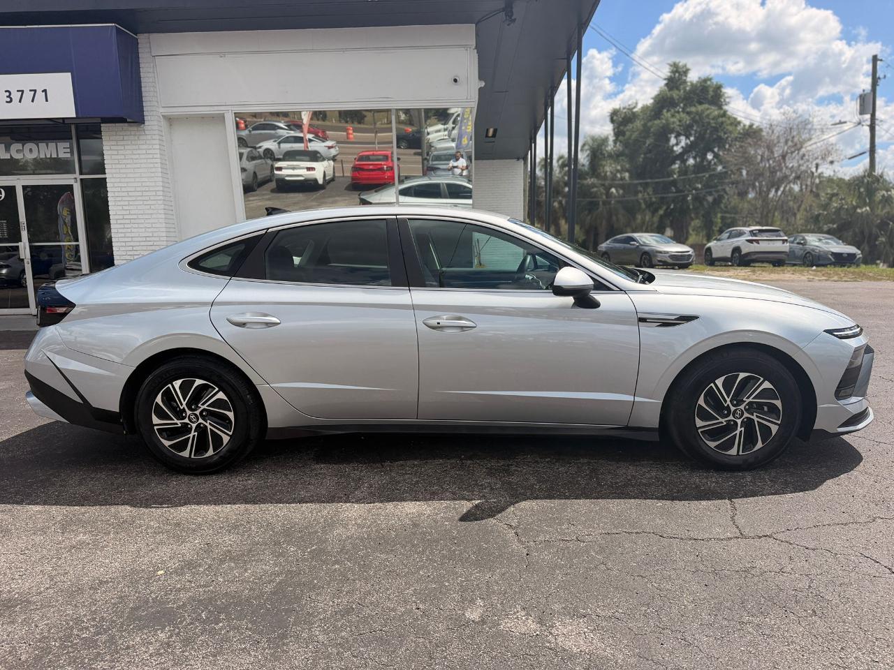 Hyundai Sonata Hybridblue - Thumbnail 6