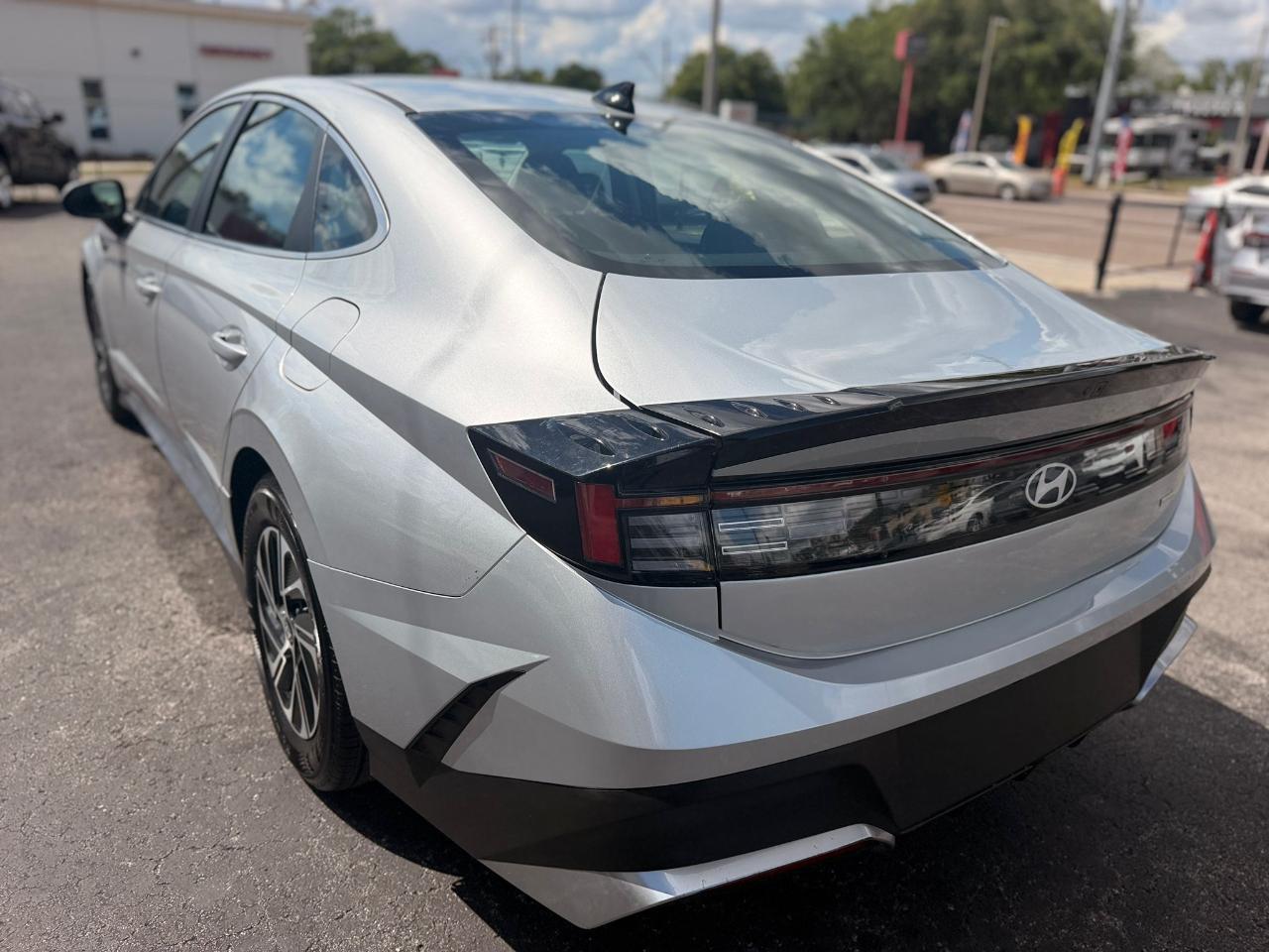 Hyundai Sonata Hybridblue - Thumbnail 10