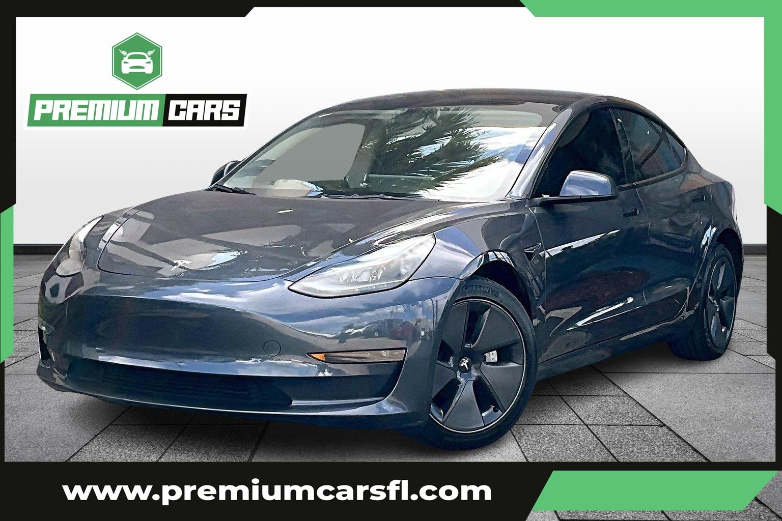 Tesla Model 3 Standard Sedan 4D - View 1