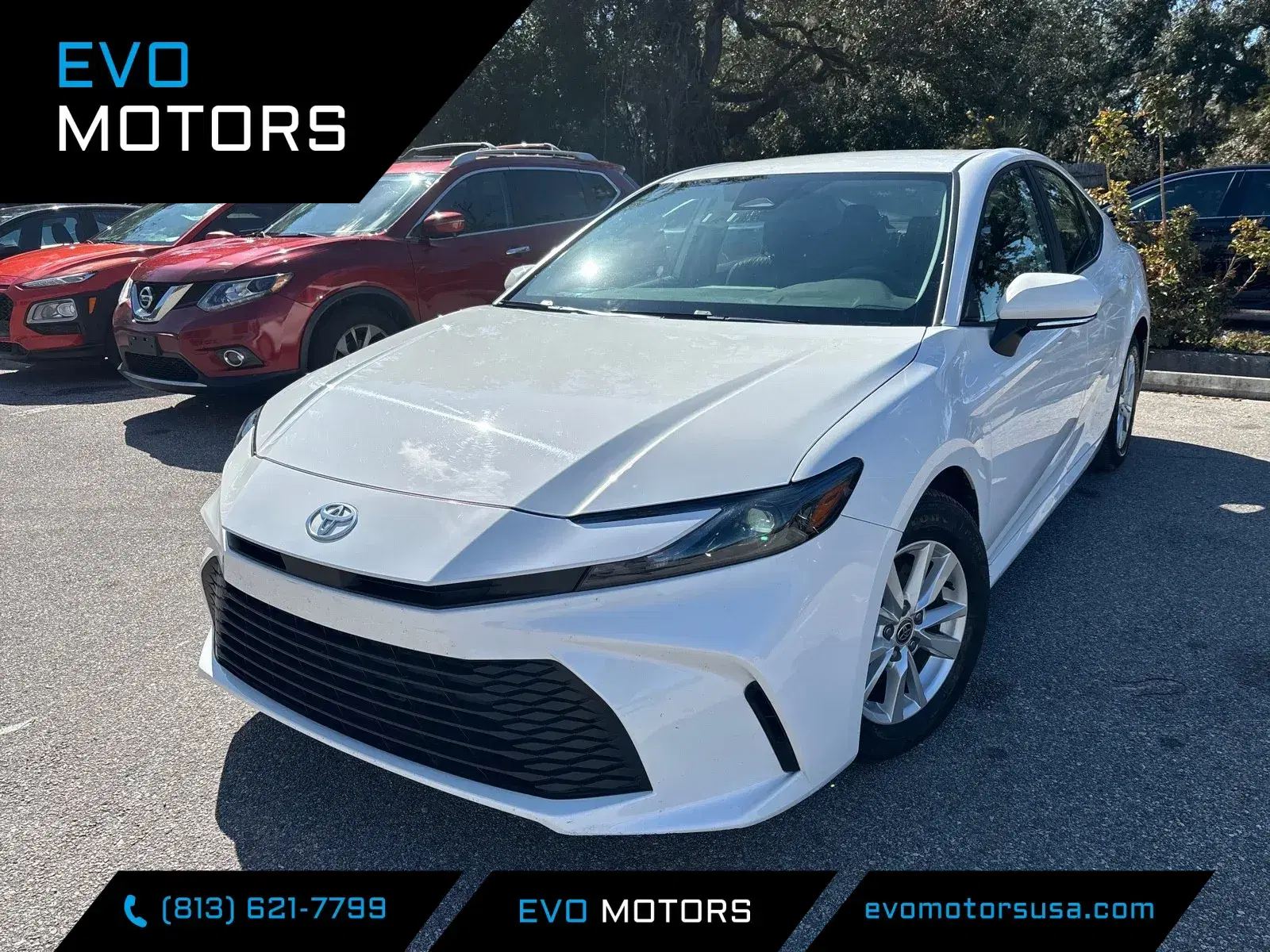 Toyota Camry Le - View 1