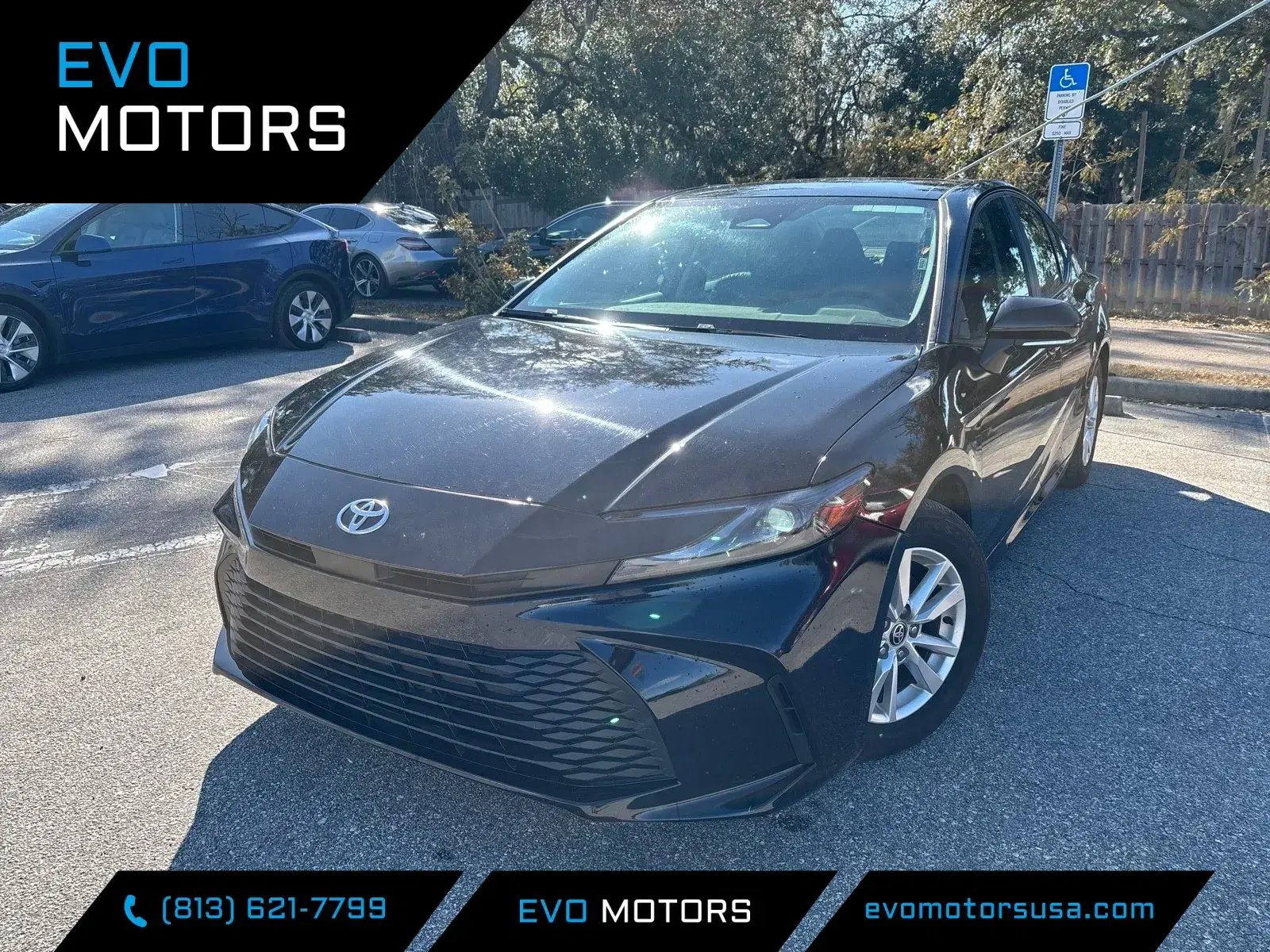 Toyota Camry Le - View 1