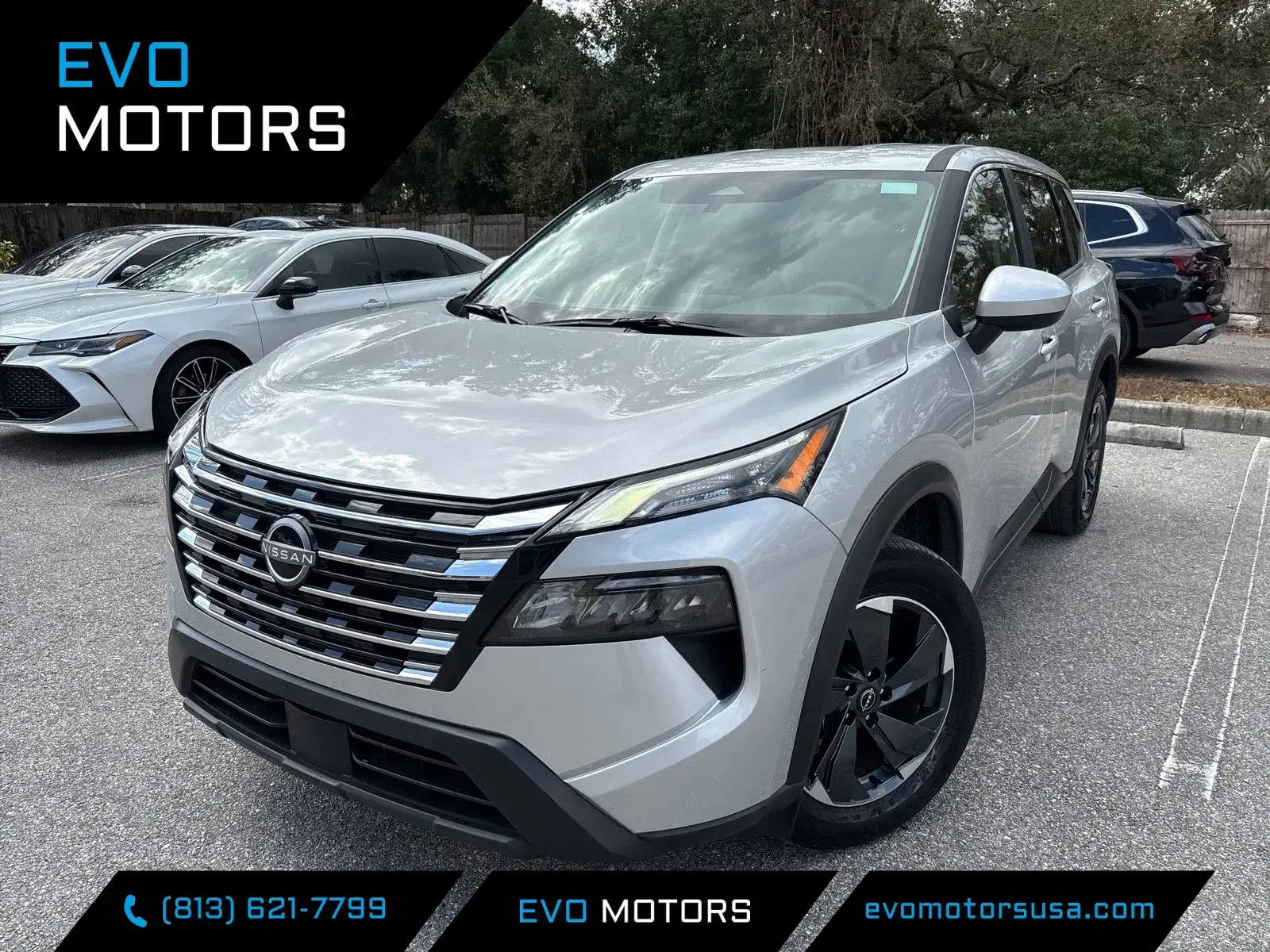 Nissan Rogue Sv Awd - View 1