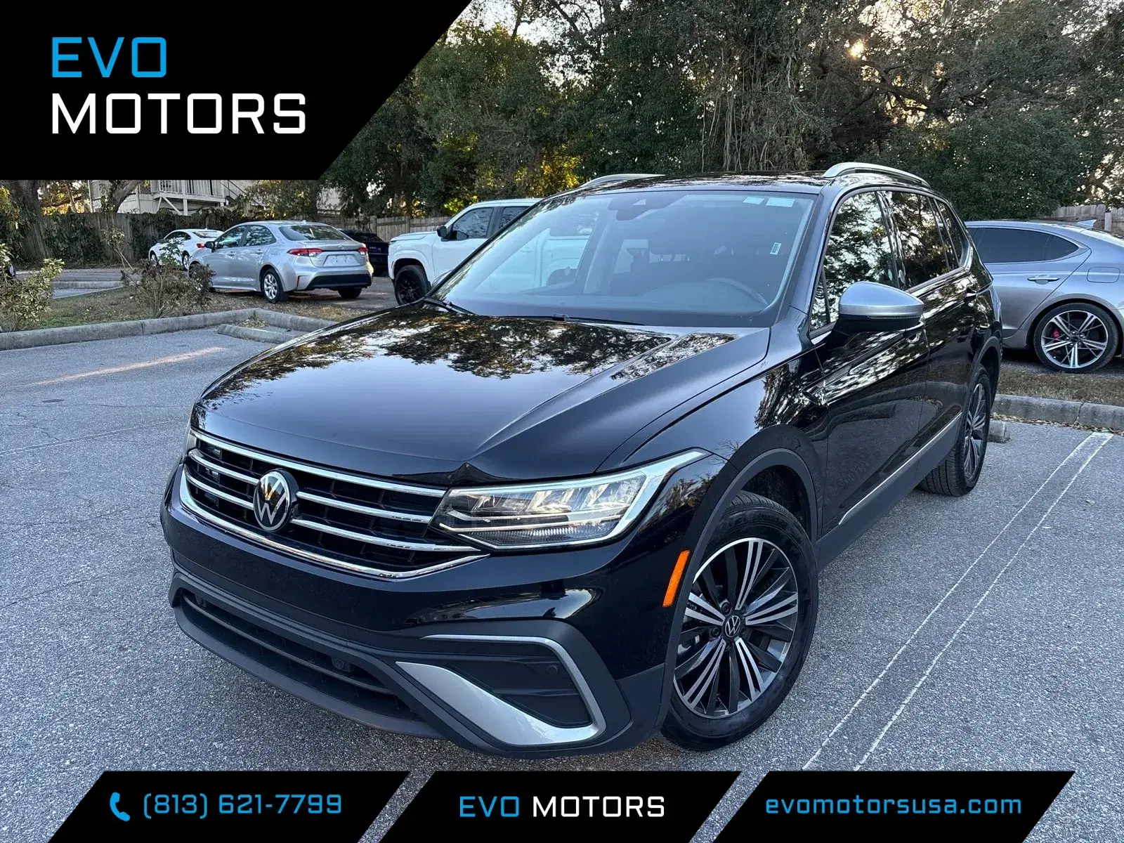 Volkswagen Tiguan Wolfsburg Edition W/Three-Row Lthr & Pano Sunroof - View 1