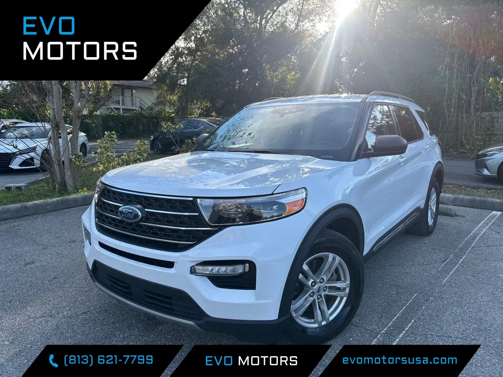 Ford Explorer Xlt W/Three-Row Leather - View 1