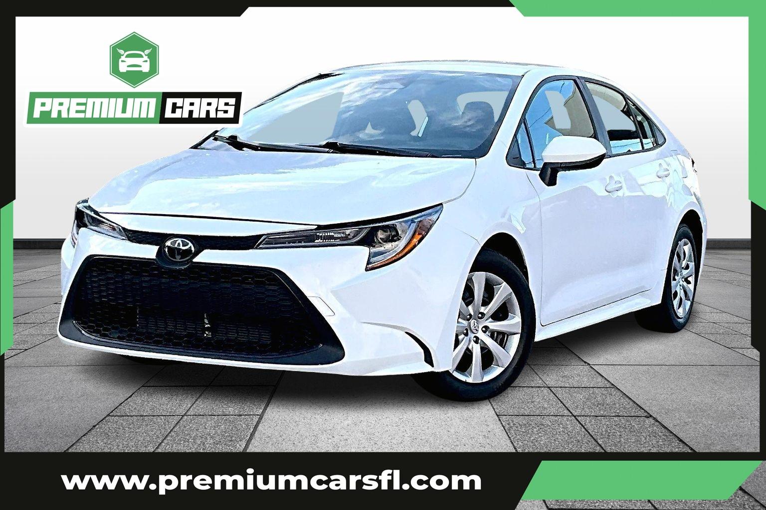 Toyota Corolla Le Sedan 4D - View 1