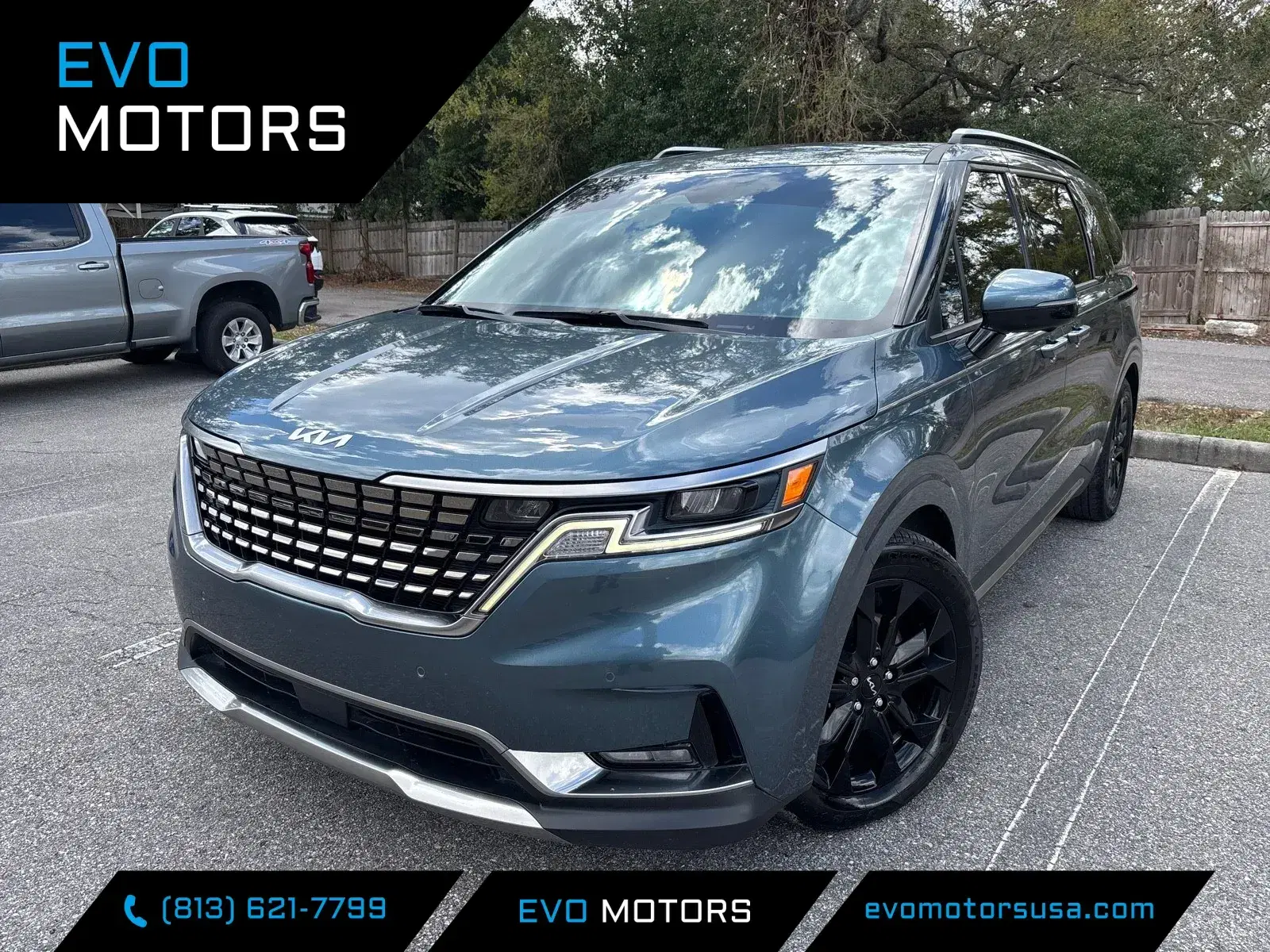 Kia Carnival Sx W/Rear Seat Entertainment - View 1